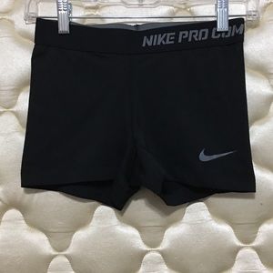 NIKE PRO SHORT SHORT BLACK SIZE SMALL